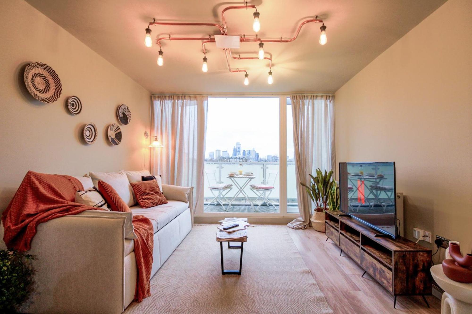 2br 2ba Sleeps 6 King Beds Views E1 Appartement Londen