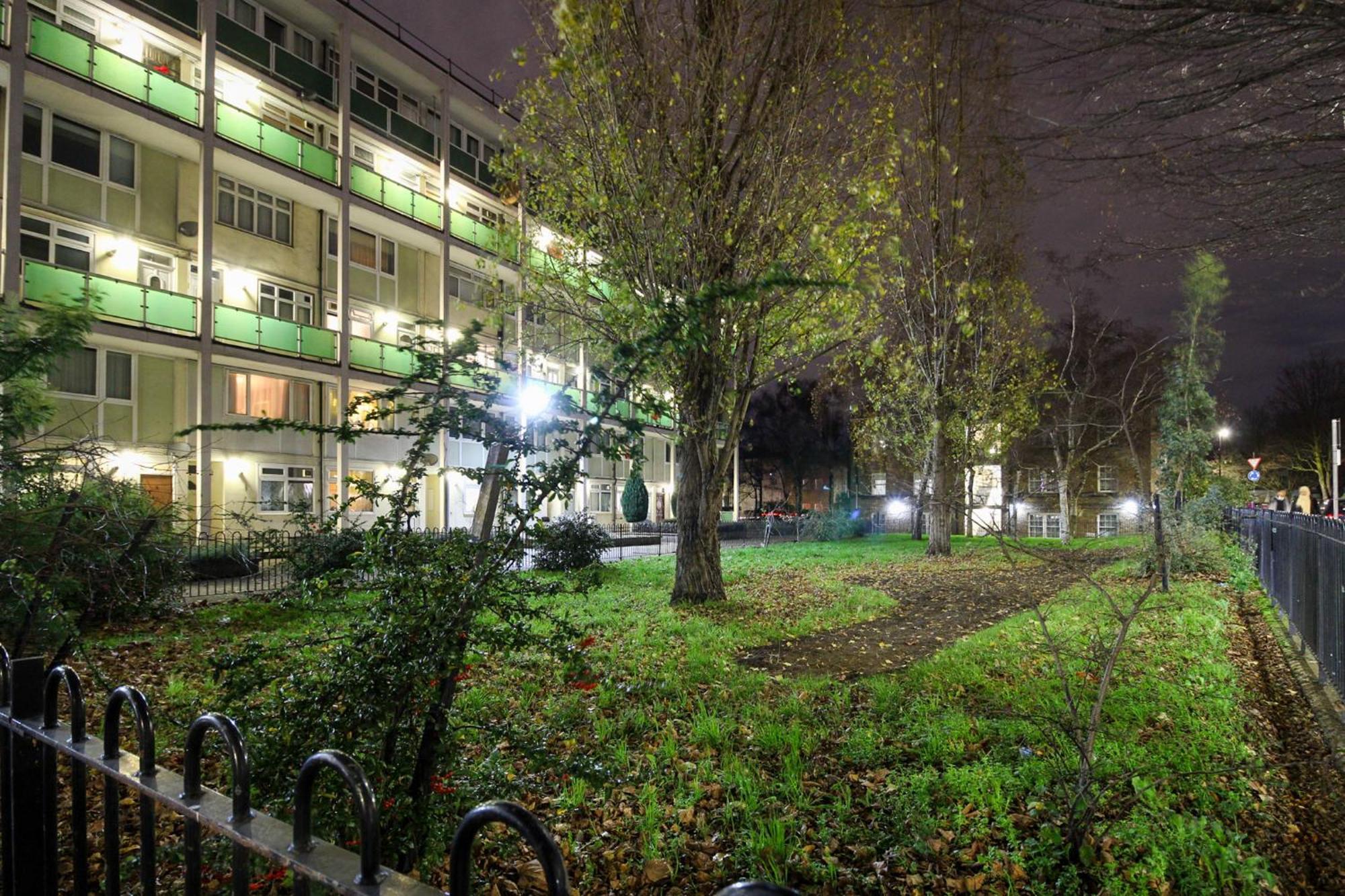 2br 2ba Sleeps 6 King Beds Views E1 * Londen
