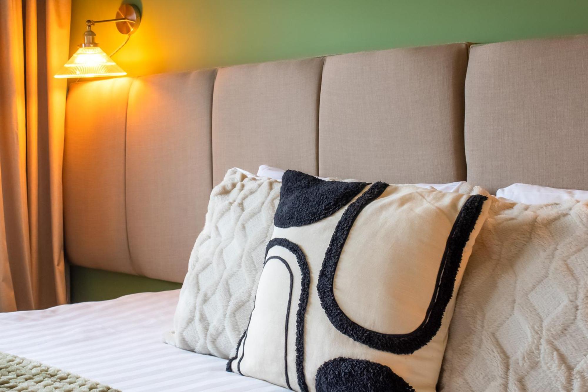 2br 2ba Sleeps 6 King Beds Views E1 Appartamento Londra